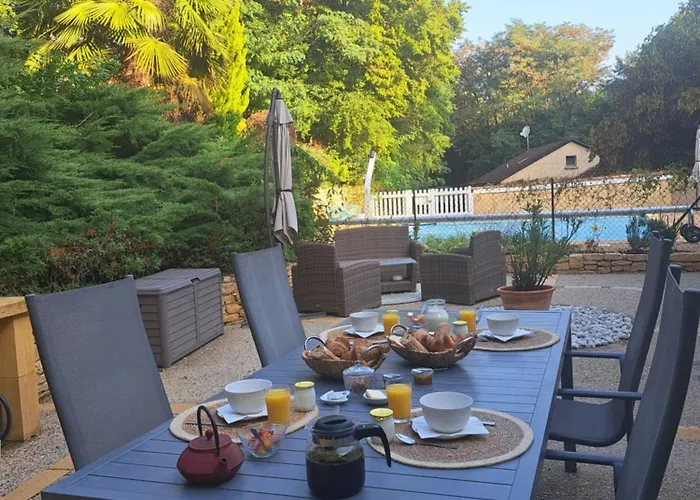 Du Bois De Bontemps Bed and breakfast 3*